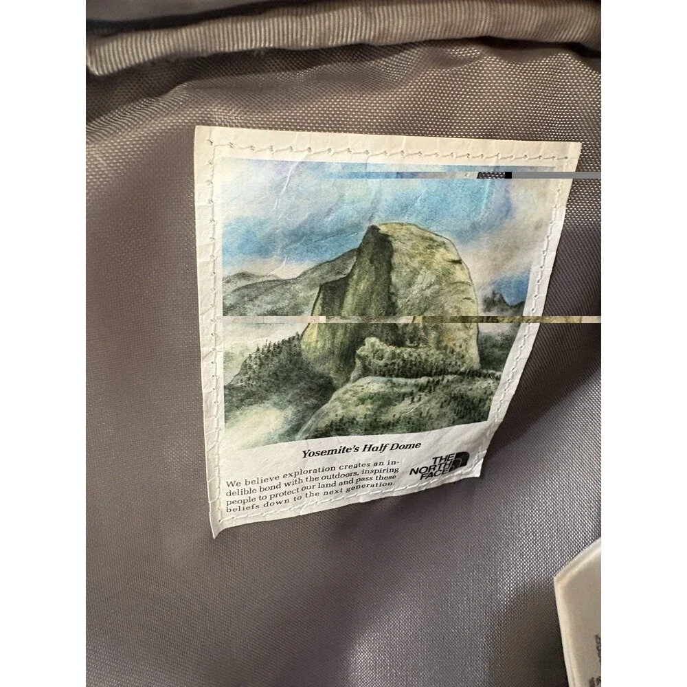 The North Face Berkeley Field Bag Black Shoulder Bag Zip Closure Outdoor